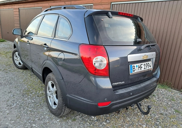 Chevrolet Captiva cena 22200 przebieg: 177200, rok produkcji 2008 z Września małe 742